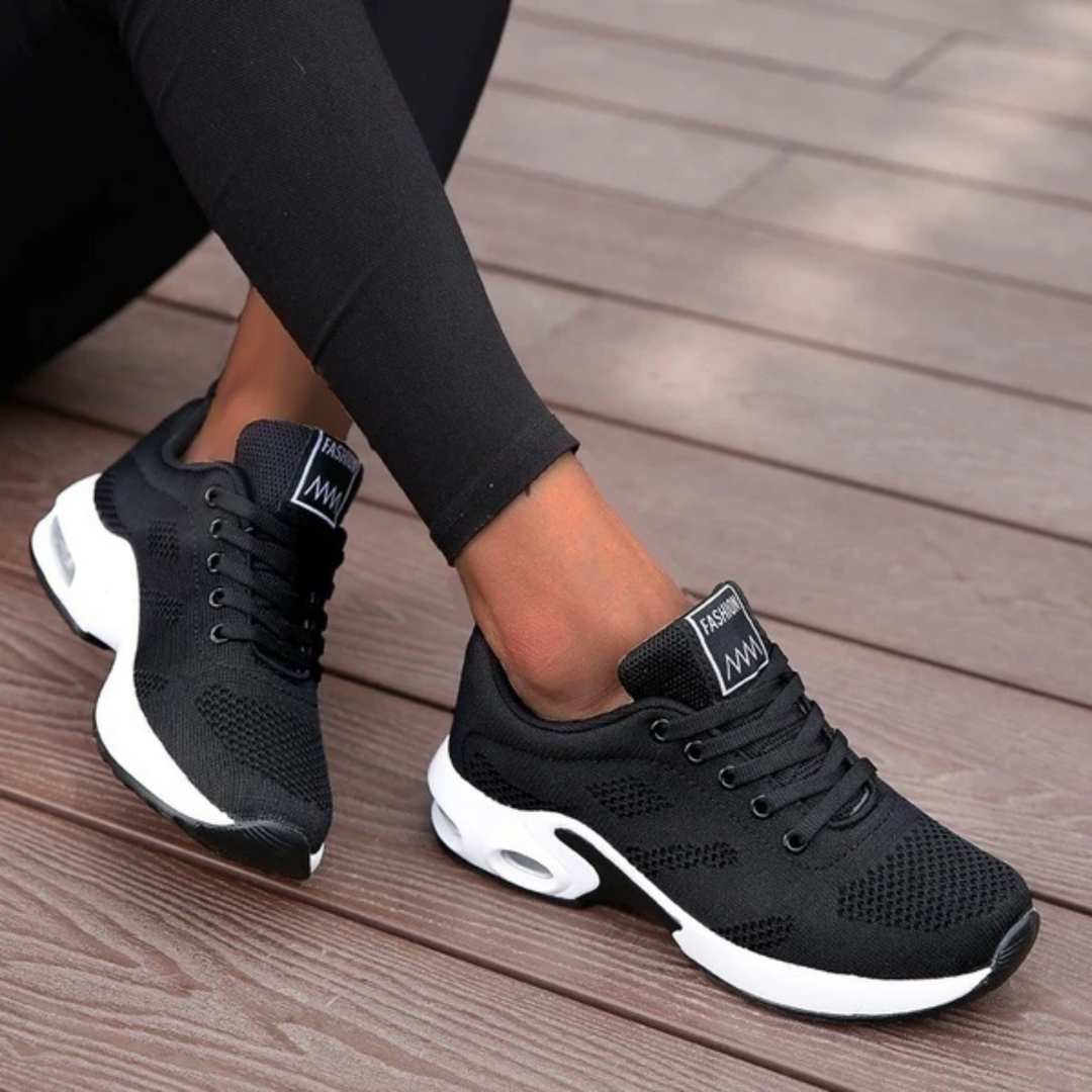 Lightweight Sporty Running Shoes
