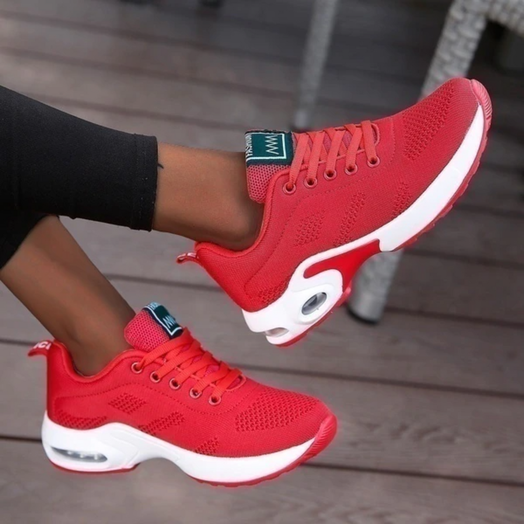 Lightweight Sporty Running Shoes