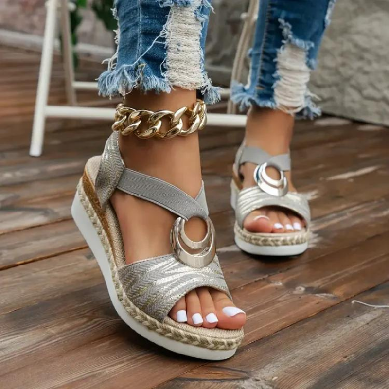 Versatile Strap Sandals