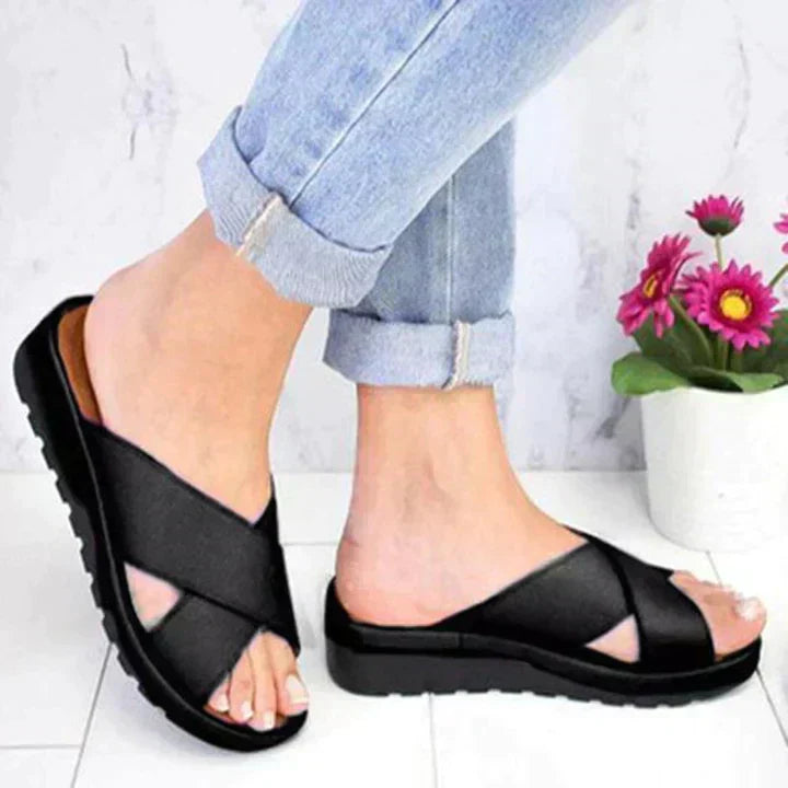 Minimal Summer Sandals