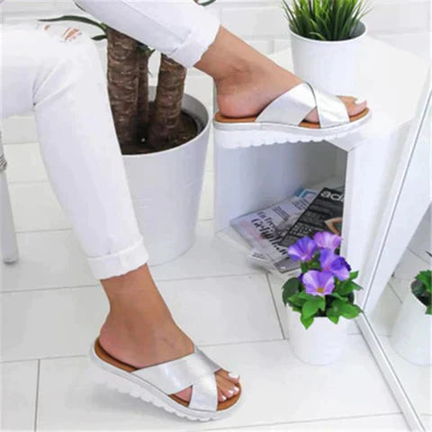 Minimal Summer Sandals