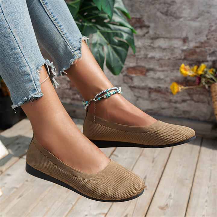 Round-Toe Ballet Flats