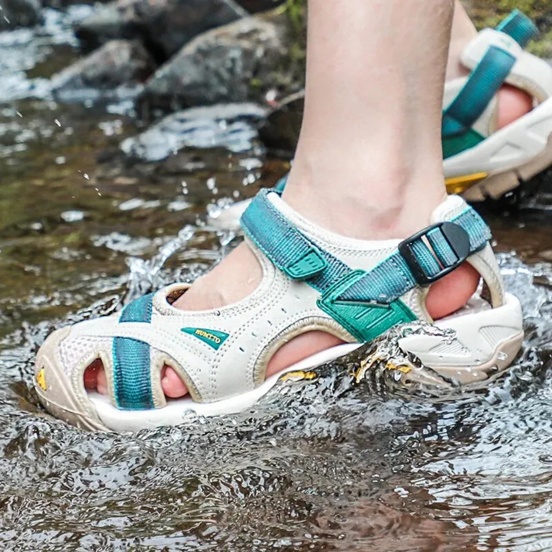 Closed-Toe Outdoor Sport Sandals