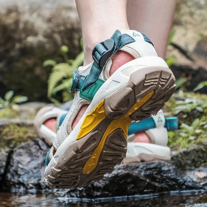 Closed-Toe Outdoor Sport Sandals