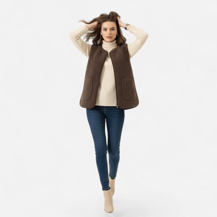 Valmonti | Women’s Plush Cashmere-Blend Vest