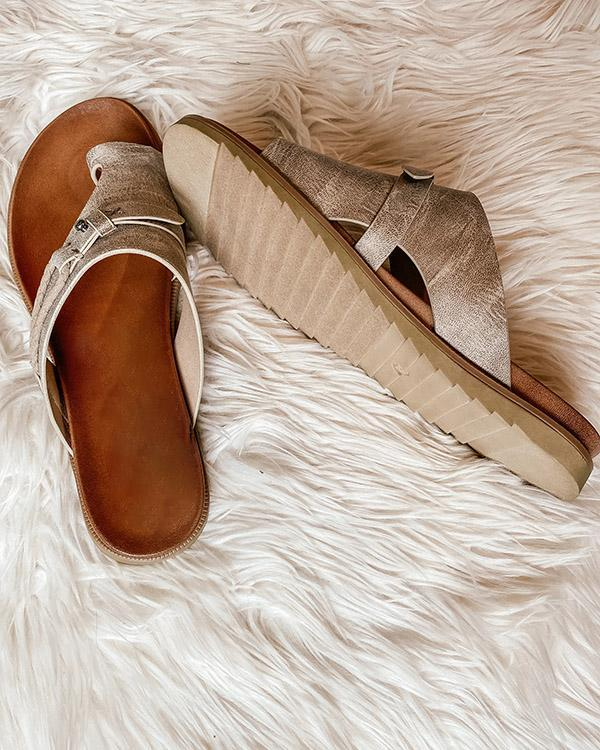 Adjustable Strap Flat Sandals