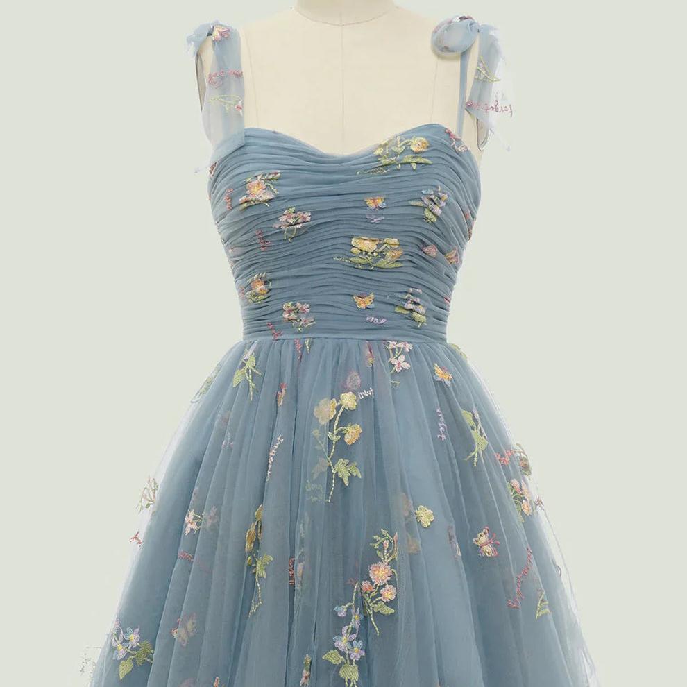 Floral Embroidered Tulle-Style Ball Gown